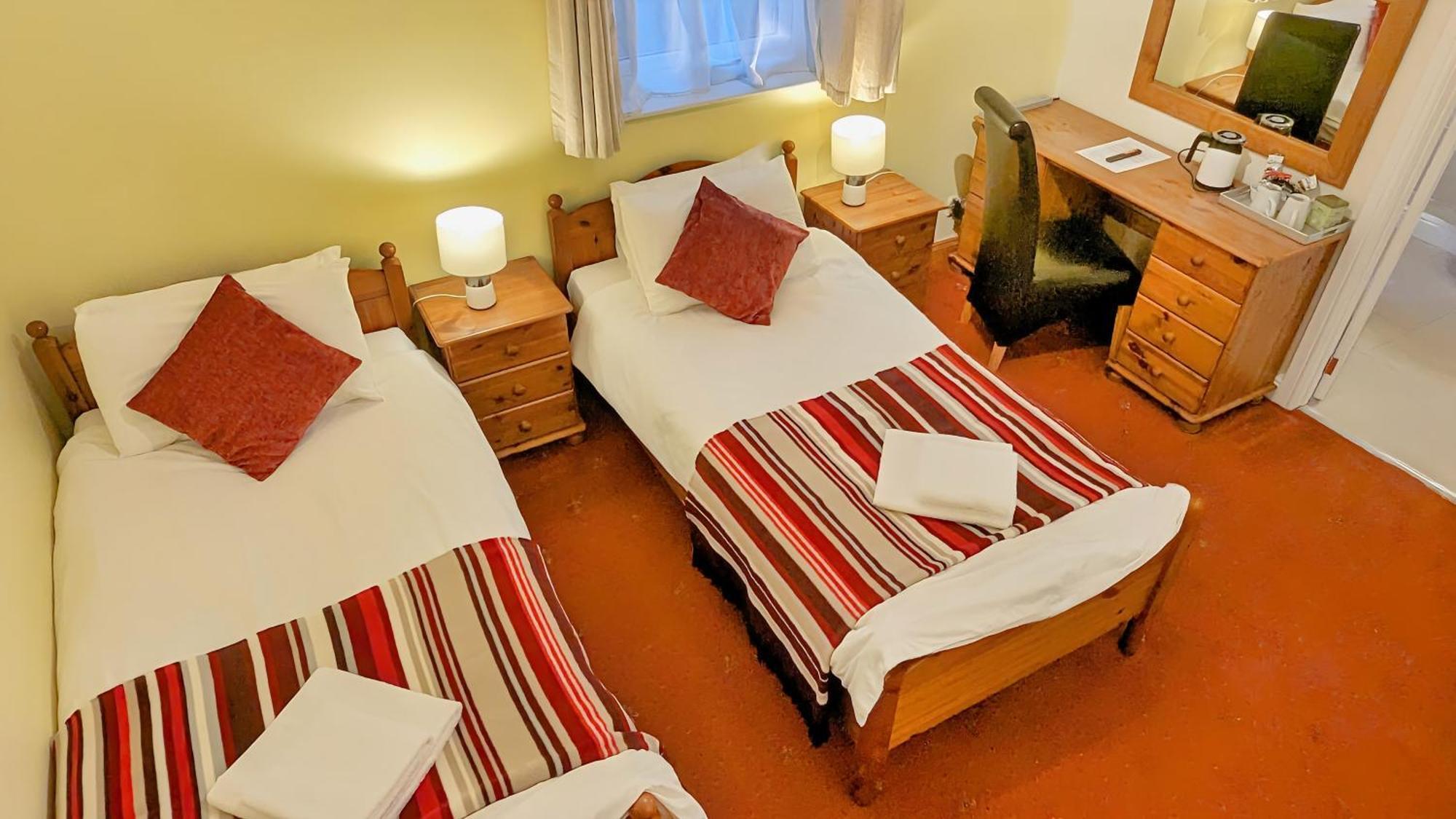 Ivybridge Guesthouse Fishguard Εξωτερικό φωτογραφία