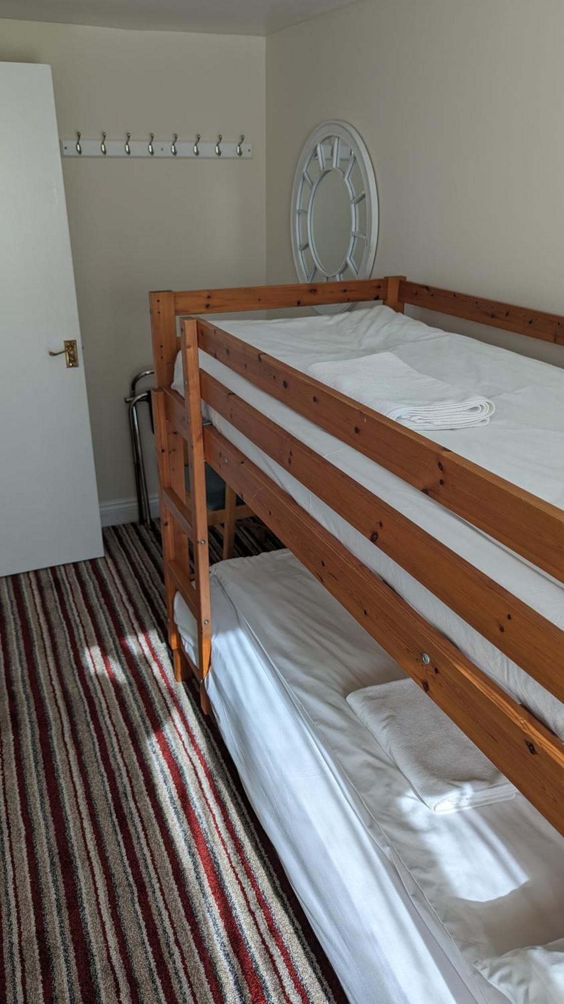 Ivybridge Guesthouse Fishguard Εξωτερικό φωτογραφία